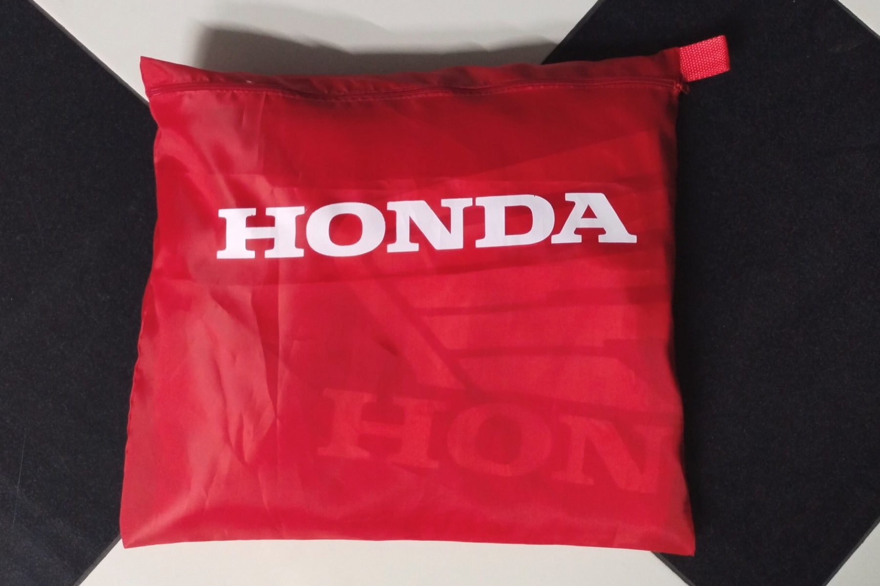 Telo coprimoto antipolvere TYGA, Rosso Honda con logo Bianco - immagine 5